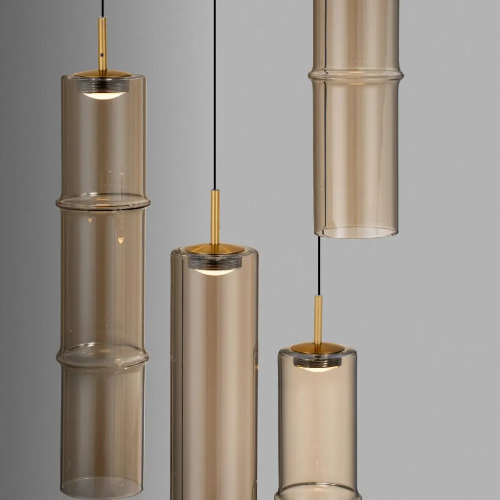 Lampadari Moderni-Selezionato da Mazzolaluce Lampadario per salotto moderno 5 luci sospese vetro ambra led