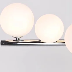 Lampadari Moderni-Selezionato da Mazzolaluce Lampadario per soggiorno moderno spirale cromo sfere di vetro