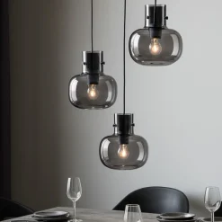 Lampadari Moderni-Selezionato da Mazzolaluce Lampadario per soggiorno moderno grappolo 3 luci vetro grigio