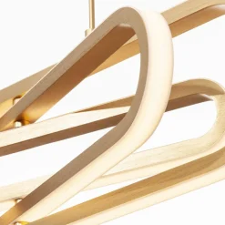 Lampadari Moderni-Selezionato da Mazzolaluce Lampadario per tavolo da pranzo moderno oro orientabile led 3000k