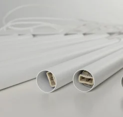 Lampadari Moderni-Selezionato da Mazzolaluce Lampadario per tavolo soggiorno moderno bianco