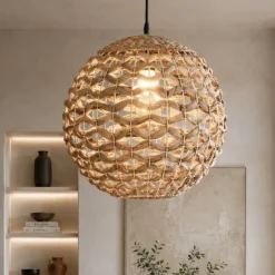 Lampadari Moderni-Selezionato da Mazzolaluce Lampadario sfera di rattan 50 cm e giaciglio essiccato per soggiorno
