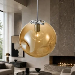 Lampadari Moderni-Selezionato da Mazzolaluce Lampadario sfera di vetro ambra martellato a sospensione 30 cm design moderno