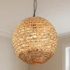 Lampadari Moderni-Selezionato da Mazzolaluce Lampadario sfera in rattan e giacinto essiccato per soggiorno
