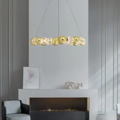 Lampadari Moderni-Selezionato da Mazzolaluce Lampadario sfere oro trasparenti per soggiorno moderno