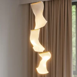 Lampadari Moderni-Selezionato da Mazzolaluce Lampadario 3 vele a sospensione oro trasparente per soggiorno moderno
