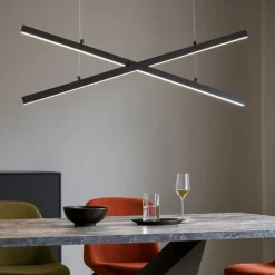 Lampadari Moderni-Selezionato da Mazzolaluce Lampadario x design moderno led nero per soggiorno