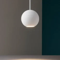 Lampade A Sospensione-Selezionato da Mazzolaluce Lampada sfera led a sospensione bianca per isola
