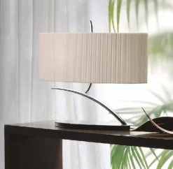 Lampade Da Tavolo-Selezionato da Mazzolaluce Lampada ta tavolo cromo lucido moderna design ovale