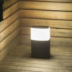 Lampioni Da Giardino-Selezionato da Mazzolaluce Lampioncino da giardino grigio design moderno