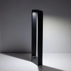 Lampioni Da Giardino-Selezionato da Mazzolaluce Lampioncino nero design moderno led 10w 3000k per esterno giardino ip54
