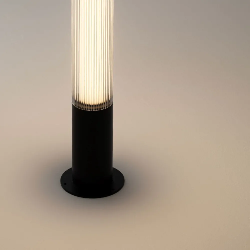 Lampioni Da Giardino-Selezionato da Mazzolaluce Lampioncino nero per giardini led 18w 3000k ip65 tubolare