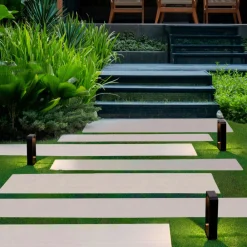 Lampioni Da Giardino-Selezionato da Mazzolaluce Lampioncino per esterno nero protezione salsedine moderno