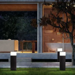 Lampioni Da Giardino-Selezionato da Mazzolaluce Lampioncino per giardino design moderno colore grigio da esterno ip44