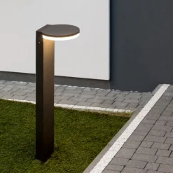 Lampioni Da Giardino-Selezionato da Mazzolaluce Lampione basso da giardino led 10w 3000k moderno con testa tonda