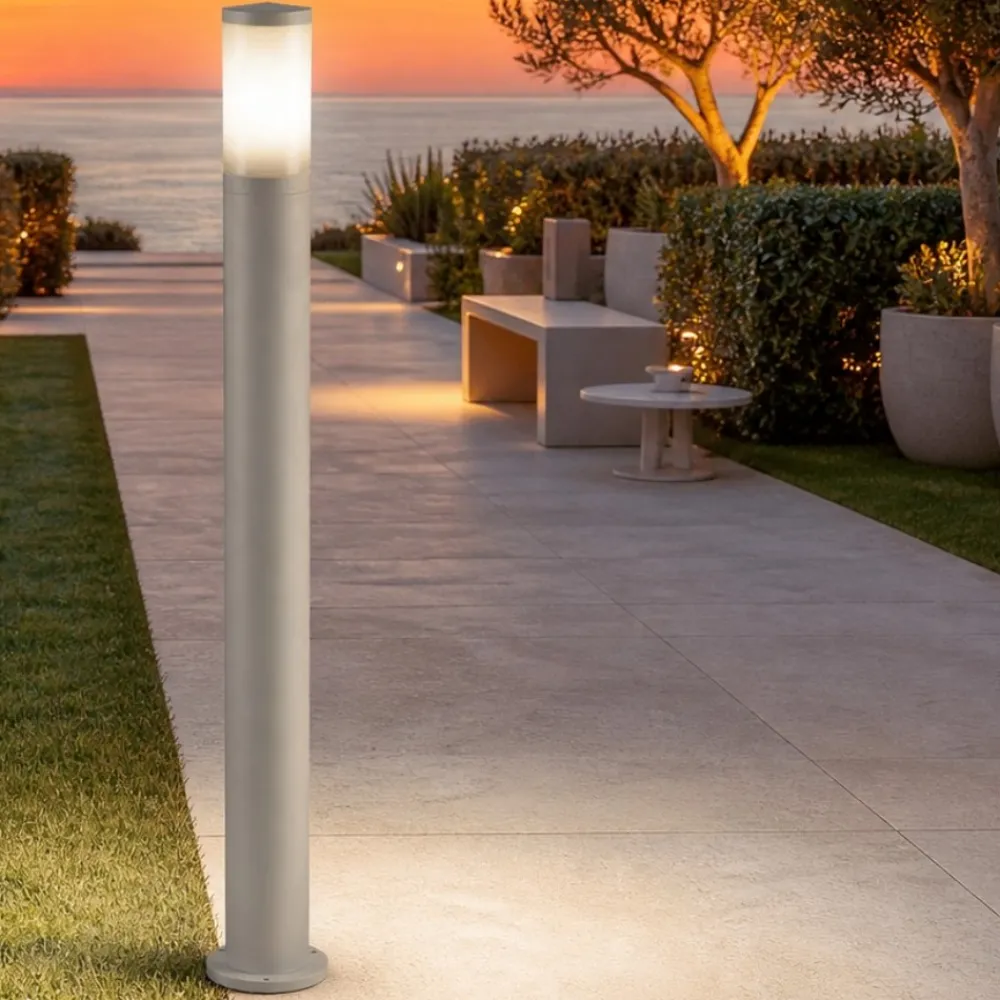 Lampioni Da Giardino-Selezionato da Mazzolaluce Lampione bianco da giardino moderno paletto 80cm ip65
