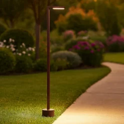 Lampioni Da Giardino-Selezionato da Mazzolaluce Lampione 95cm design da giardino corten anti salsedine led