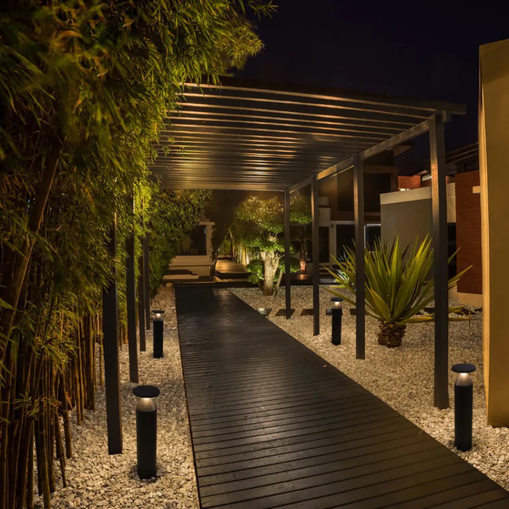 Lampioni Da Giardino-Selezionato da Mazzolaluce Lampione da giardini moderni led 11w 3000k nero ip65