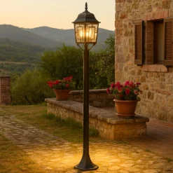 Lampioni Da Giardino-Selezionato da Mazzolaluce Lampione da giardino antico classico lanterna ruggine
