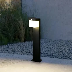 Lampioni Da Giardino-Selezionato da Mazzolaluce Lampione da giardino ibrido luce solare led con sensore di movimento crepuscolare