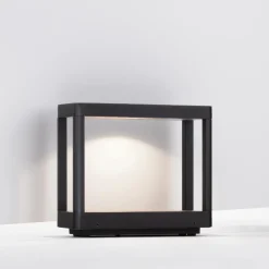 Lampioni Da Giardino-Selezionato da Mazzolaluce Lampione moderno da giardino nero led 8w 3000k squadrato