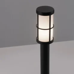 Lampioni Da Giardino-Selezionato da Mazzolaluce Lampione moderno da giardino h65 cm dalla forma tubolare
