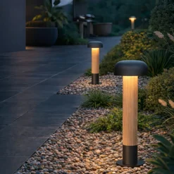 Lampioni Da Giardino-Selezionato da Mazzolaluce Lampione per esterno ip54 h84 cm effetto legno