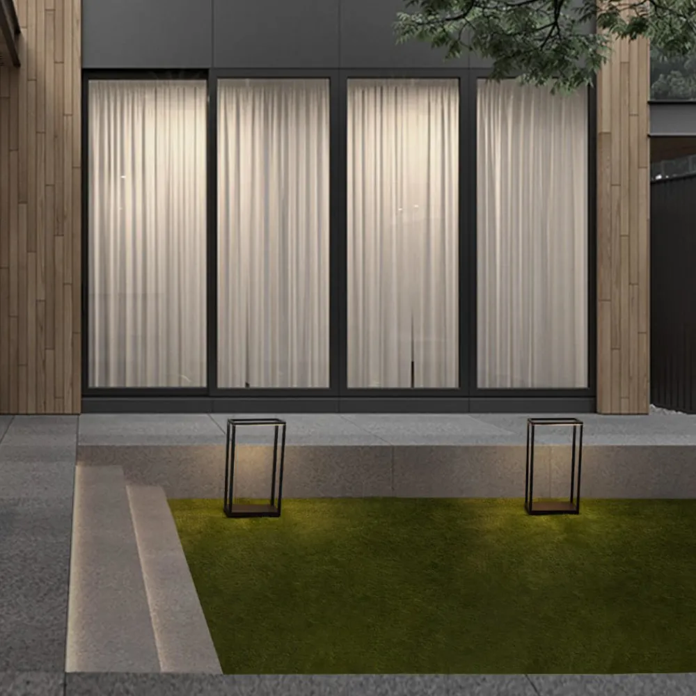 Lampioni Da Giardino-Selezionato da Mazzolaluce Lampione per esterno squadrato nero moderno led 9w 3000k