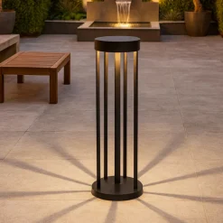 Lampioni Da Giardino-Selezionato da Mazzolaluce Lampione solare da giardino per esterno nero design moderno