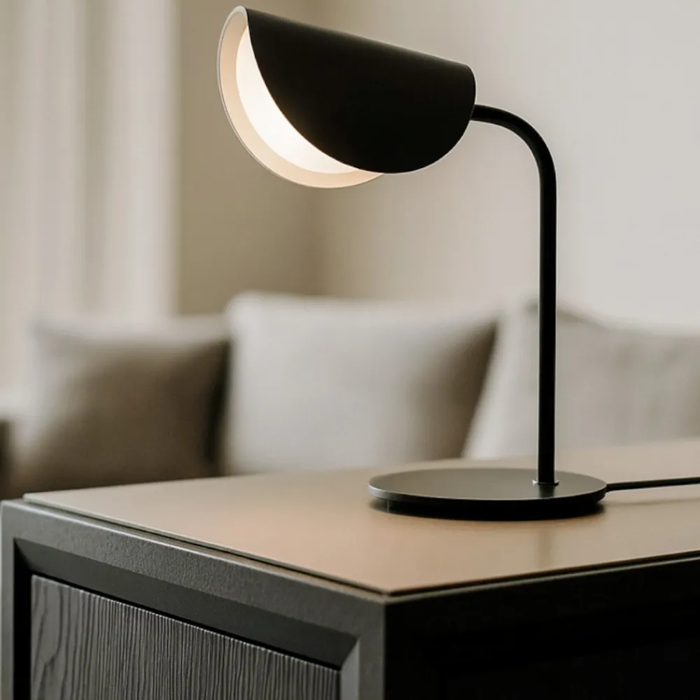 Lampade Da Tavolo-Maytoni mollis lampada da tavolo moderna nera paralume semicircolare