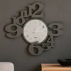 Orologi Da Parete Moderni-Selezionato da Mazzolaluce Orlogio da muro design moderno colore fango avorio