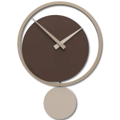 Orologi Da Parete Moderni-Selezionato da Mazzolaluce Orologio a pendolo legno da parete design moderno cioccolato tortora