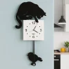 Orologi Da Parete Moderni-Selezionato da Mazzolaluce Orologio a pendolo moderno da muro gatto nero