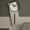 Orologi Da Parete Moderni-Selezionato da Mazzolaluce Orologio a pendolo moderno da parete sherlock legno colore alluminio