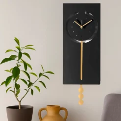 Orologi Da Parete Moderni-Selezionato da Mazzolaluce Orologio con pendolo da parete moderno nero e oro