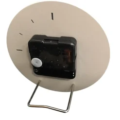 Soprammobili Moderni-Selezionato da Mazzolaluce Orologio da comodino moderno cuori grigio fp