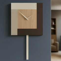 Orologi Da Parete Moderni-Selezionato da Mazzolaluce Orologio da muro a pendolo moderno stripes noce canaletto