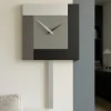 Orologi Da Parete Moderni-Selezionato da Mazzolaluce Orologio da muro a pendolo moderno stripes radica grigia