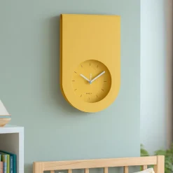 Orologi Da Parete Moderni-Selezionato da Mazzolaluce Orologio da muro giallo ocra design moderno