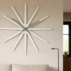 Orologi Da Parete Moderni-Selezionato da Mazzolaluce Orologio da muro moderno frizz 81cm bianco legno taglio laser