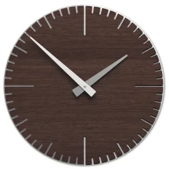 Orologi Da Parete Moderni-Selezionato da Mazzolaluce Orologio da muro moderno rovere wengé grigio bianco in legno