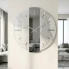 Orologi Da Parete Moderni-Selezionato da Mazzolaluce Orologio da parete 60cm kerlite laminato effetto marmo con specchio fume