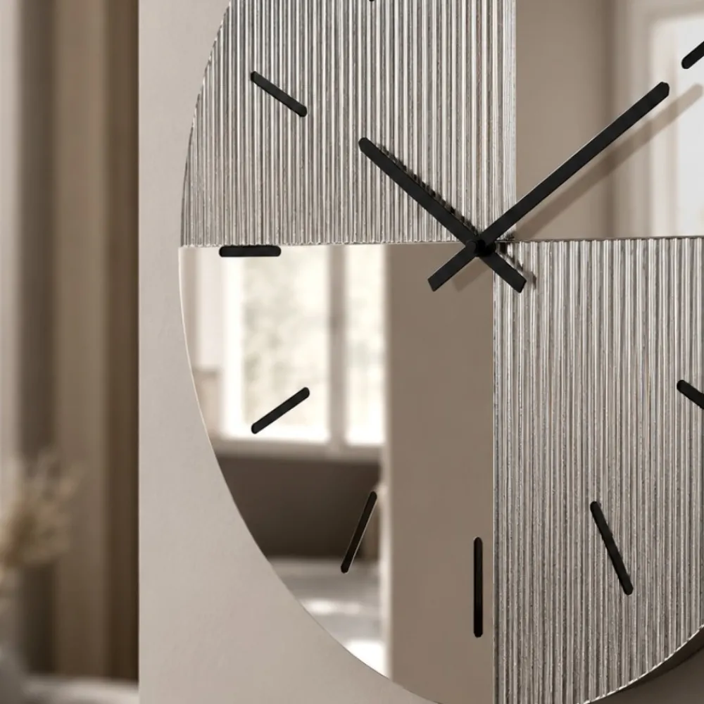 Orologi Da Parete Moderni-Selezionato da Mazzolaluce Orologio da parete design moderno 60 cm specchio cannettato e rosa