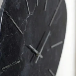 Orologi Da Parete Moderni-Selezionato da Mazzolaluce Orologio da parete effetto marmo nero 110x71 per salone