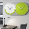 Orologi Da Parete Moderni-Selezionato da Mazzolaluce Orologio da parete fusi orari 2 verde mela grigio e bianco in legno