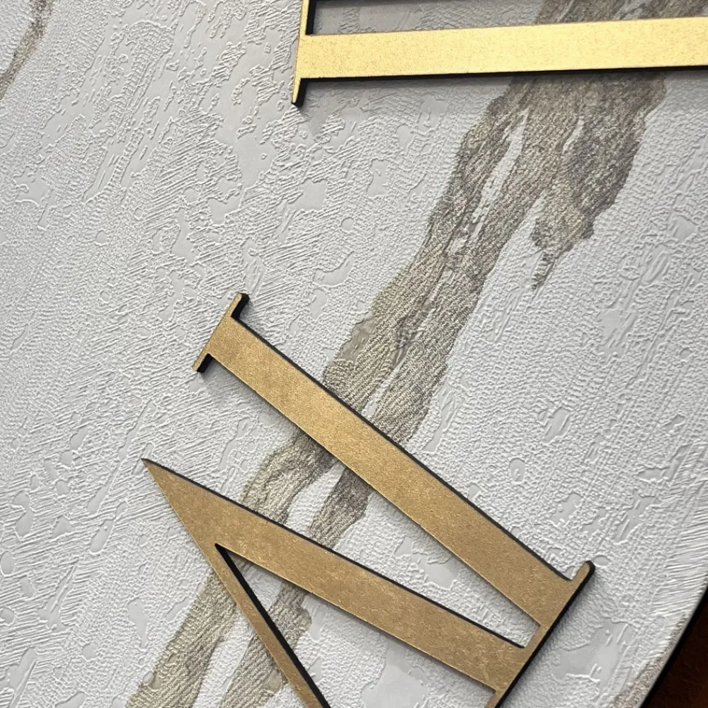 Orologi Da Parete Moderni-Selezionato da Mazzolaluce Orologio da parete grande 80cm tondo con carta da parati oro