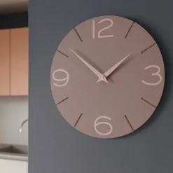 Orologi Da Parete Moderni-Selezionato da Mazzolaluce Orologio da parete grigio prugna forma rotonda moderno