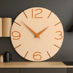 Orologi Da Parete Moderni-Selezionato da Mazzolaluce Orologio da parete in legno colore sabbia rosata moderno