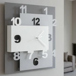 Orologi Da Parete Moderni-Selezionato da Mazzolaluce Orologio da parete moderno fango bianco e sabbia quadrato