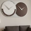 Orologi Da Parete Moderni-Selezionato da Mazzolaluce Orologio da parete moderno fusi orari 2 rovere wengé bianco grigio